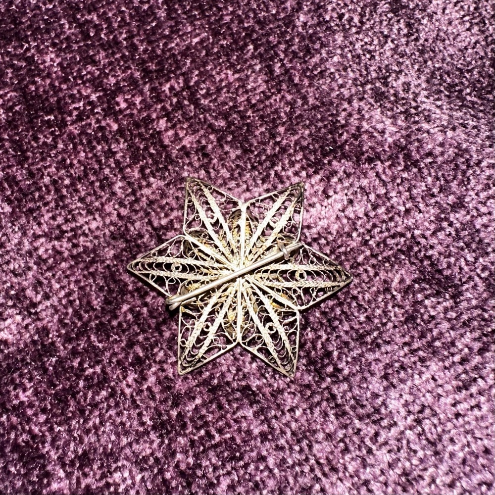 Vintage Sterling Silver Filigree Star Brooch Snowflake Pin 1.6” 4.3g Mid Century - Picture 3 of 6